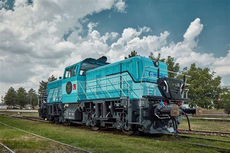 M­i­l­l­i­ ­h­i­b­r­i­t­ ­l­o­k­o­m­o­t­i­f­ ­A­l­m­a­n­y­a­­d­a­ ­t­a­n­ı­t­ı­l­d­ı­